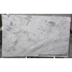 18499H - quartzite countertop